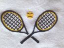 Handtuch mit Namen & Tennisschläger Stickmotiv bestickt